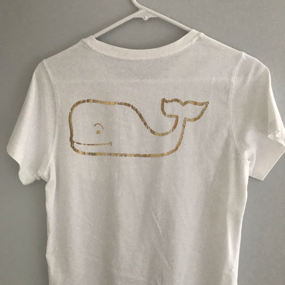 White Vineyard Vines Tee